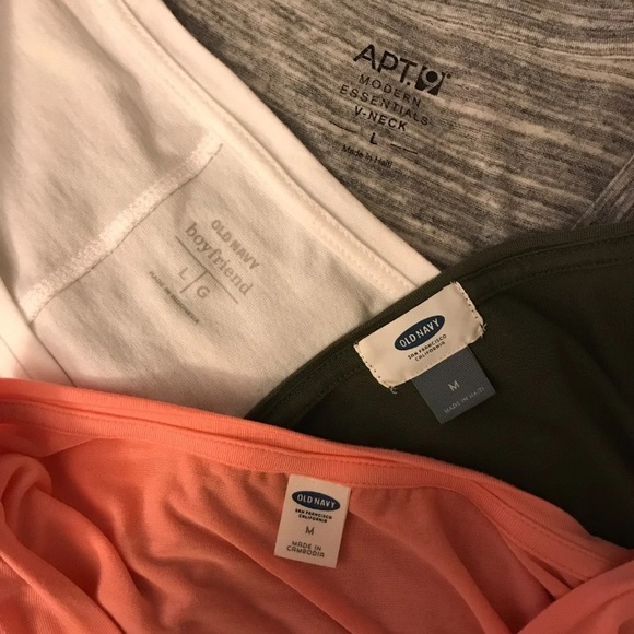 SOLD! T Shirt Bundle - Picture 2 of 7